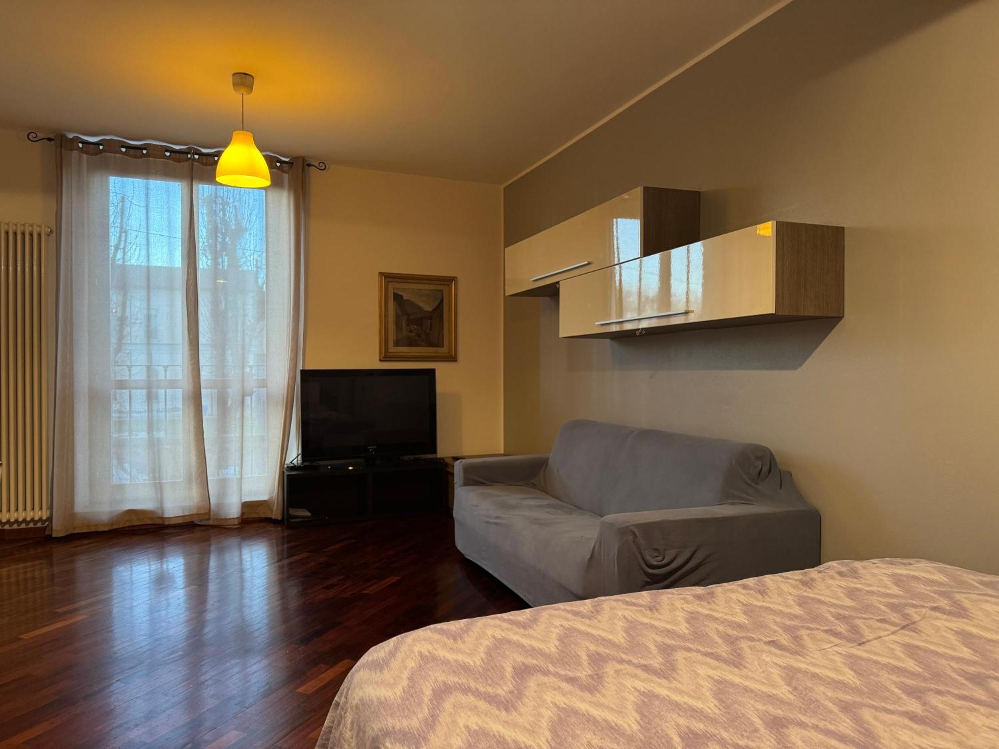 Ampio Monolocale Apartment Brescia Exterior photo